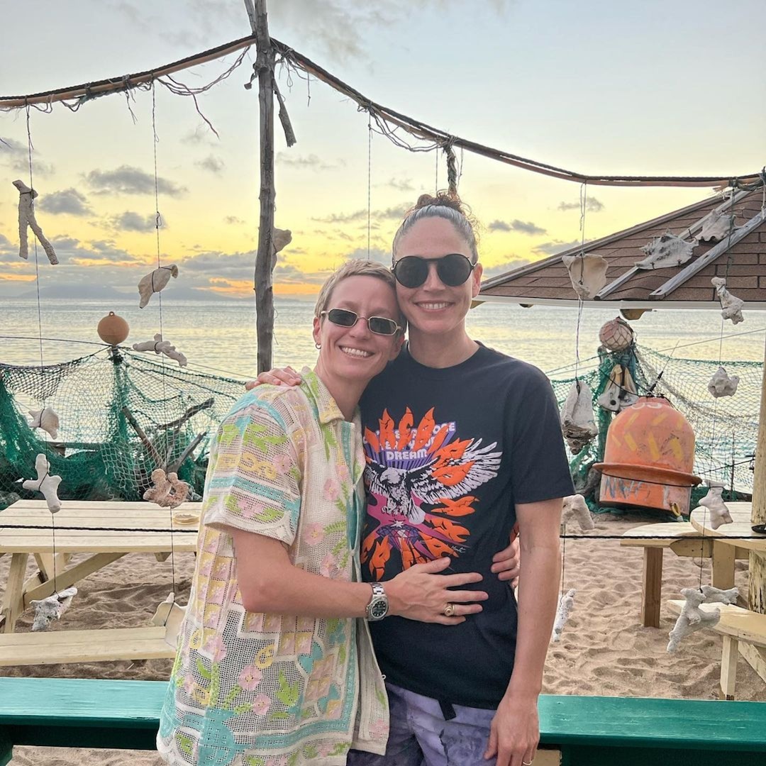 Sue Chicken Hopes You Have a good time This A part of Her Megan Rapinoe Romance Sue Chicken Hopes You Have a good time This A part of Her Megan Rapinoe Romance