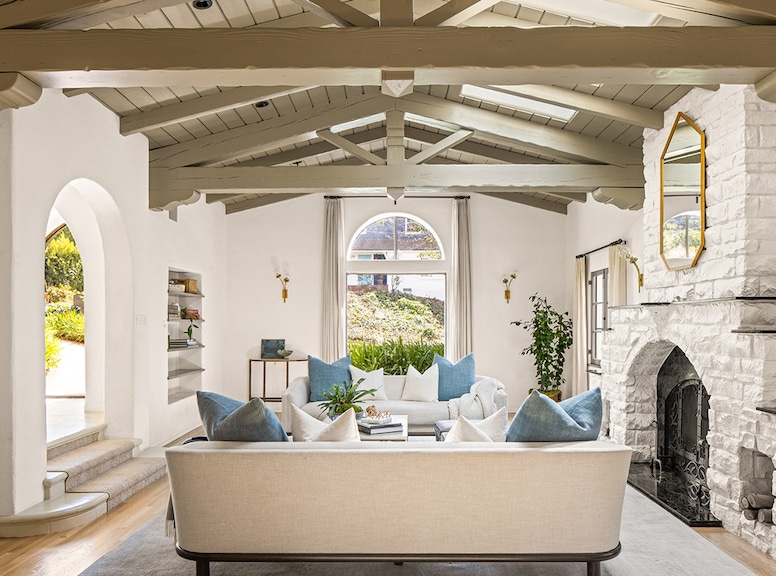 Katharine McPhee Hollywood Home, Real Estate