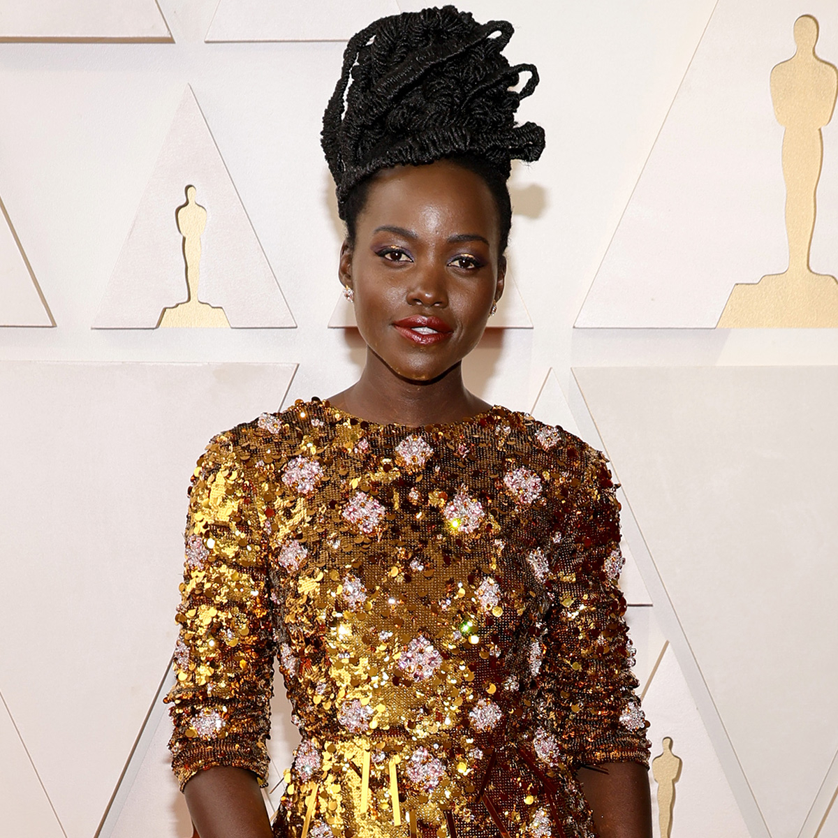 See All the 2022 Oscars Red Carpet Fashion Looks