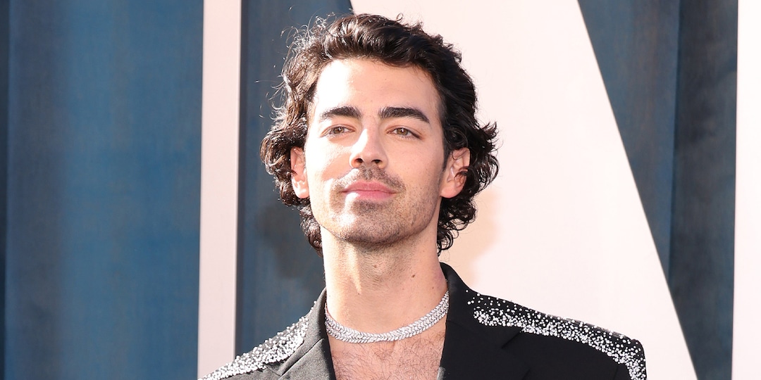 Joe Jonas Reveals How Using Injectables Gives Him a Confidence Boost - E! Online.jpg