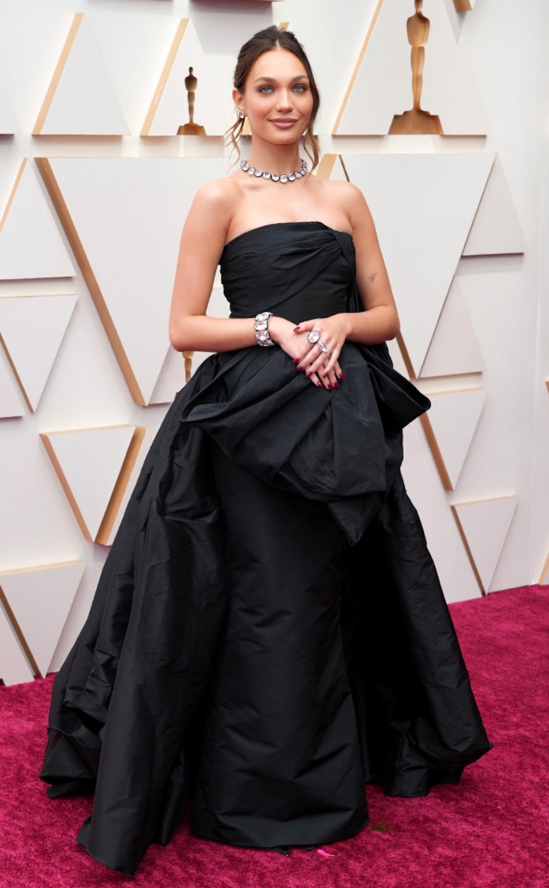 Maddie Ziegler, 2022 Oscars, 2022 Academy Awards, Red Carpet Fashion