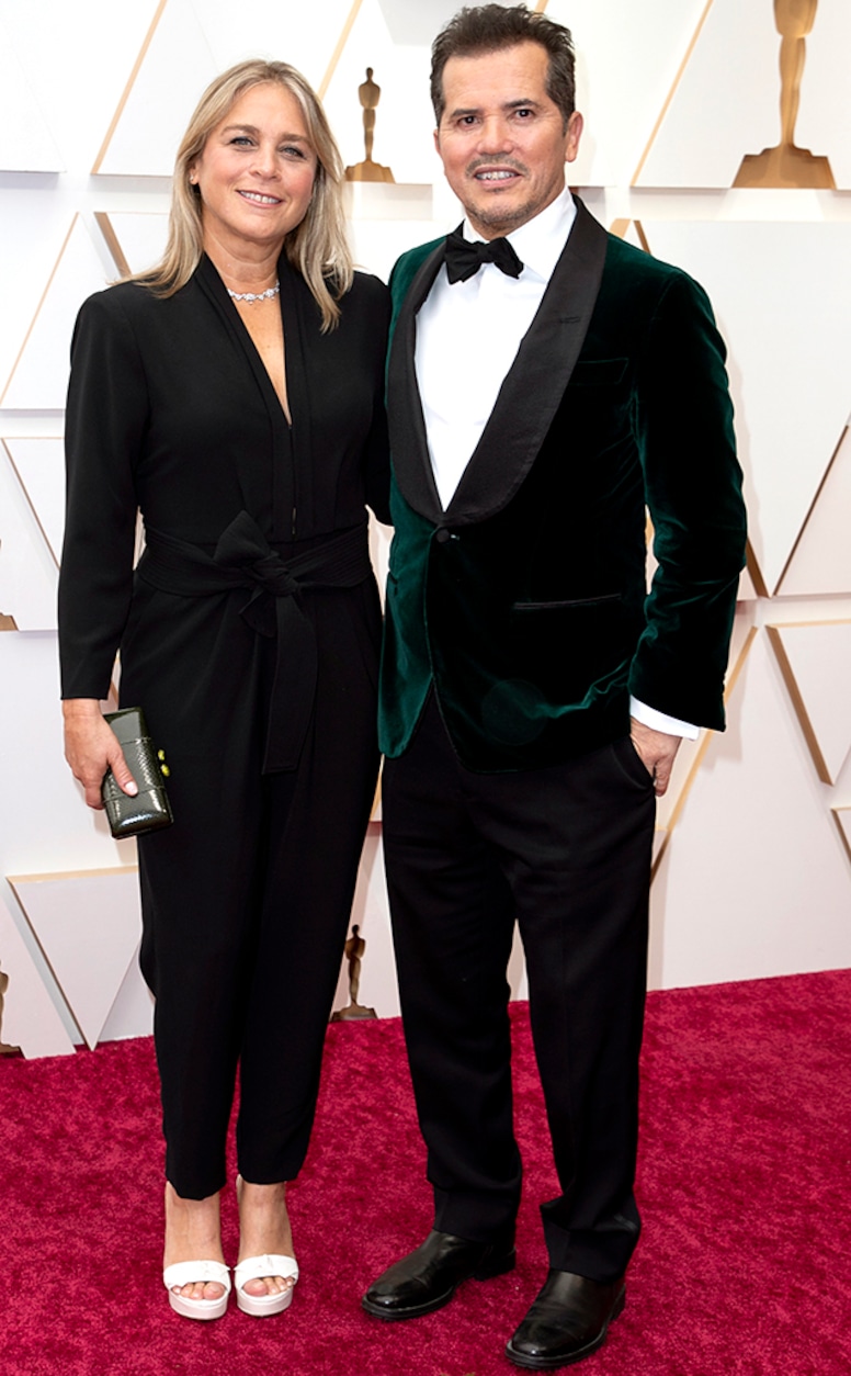 2022 Oscars, 2022 Academy Awards, Red Carpet Fashion, Couples, JUSTINE MAURER, JOHN LEGUIZAMO