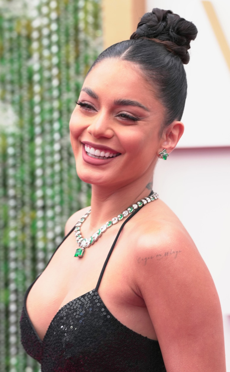 Vanessa Hudgens, 2022 Oscars, 2022 Academy Awards, The Most Eye-Catching Accessories on the Red Carpet