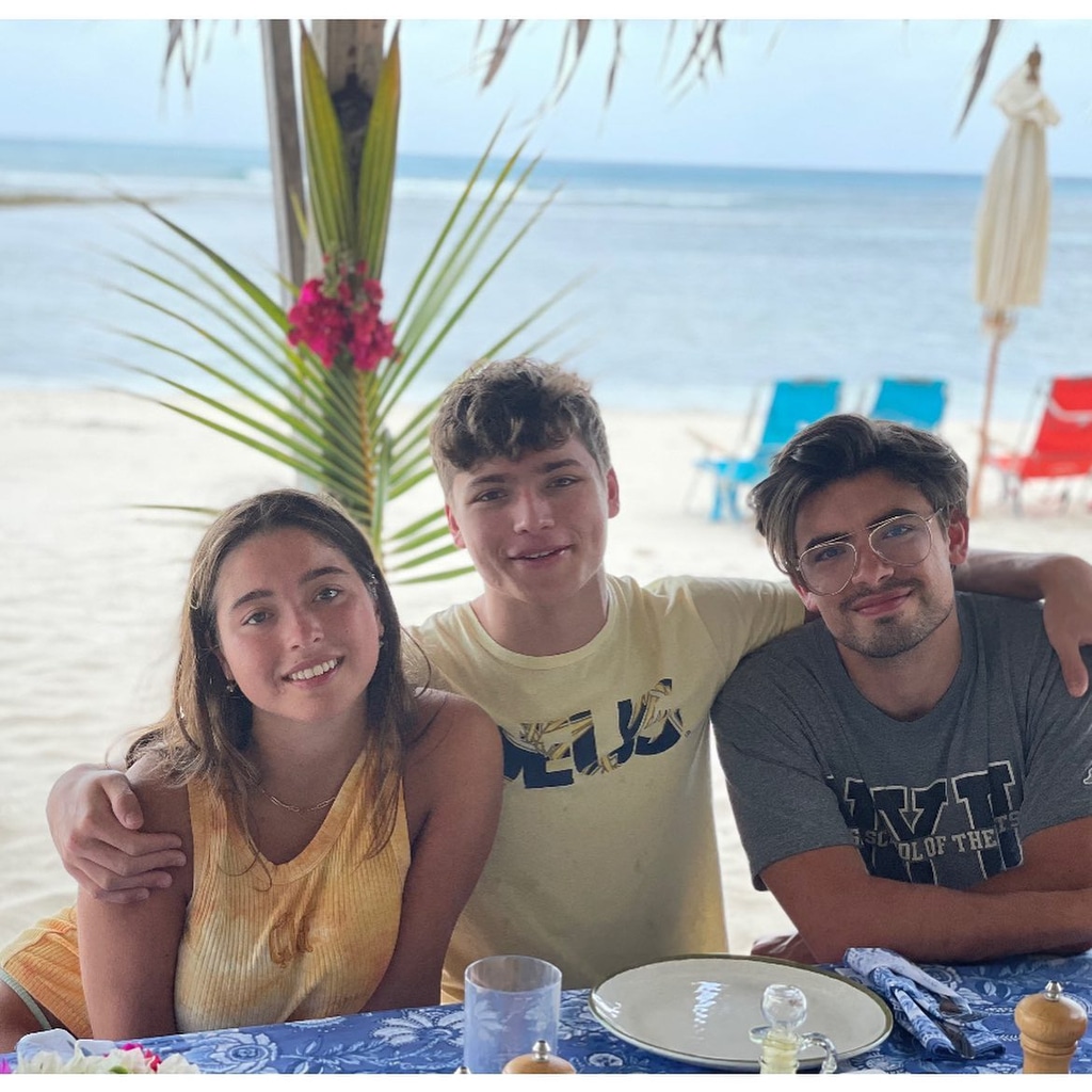 Kelly Ripa, Mark Consuelos, Family