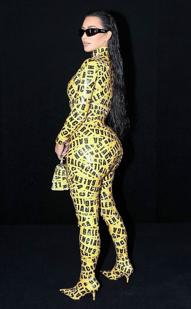 Kim Kardashian Balenciaga Outfits 2022 | Kim Kardashian Balenciaga Looks