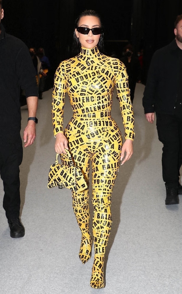 Kim Kardashian Balenciaga Outfits 2022 | Kim Kardashian Balenciaga Looks