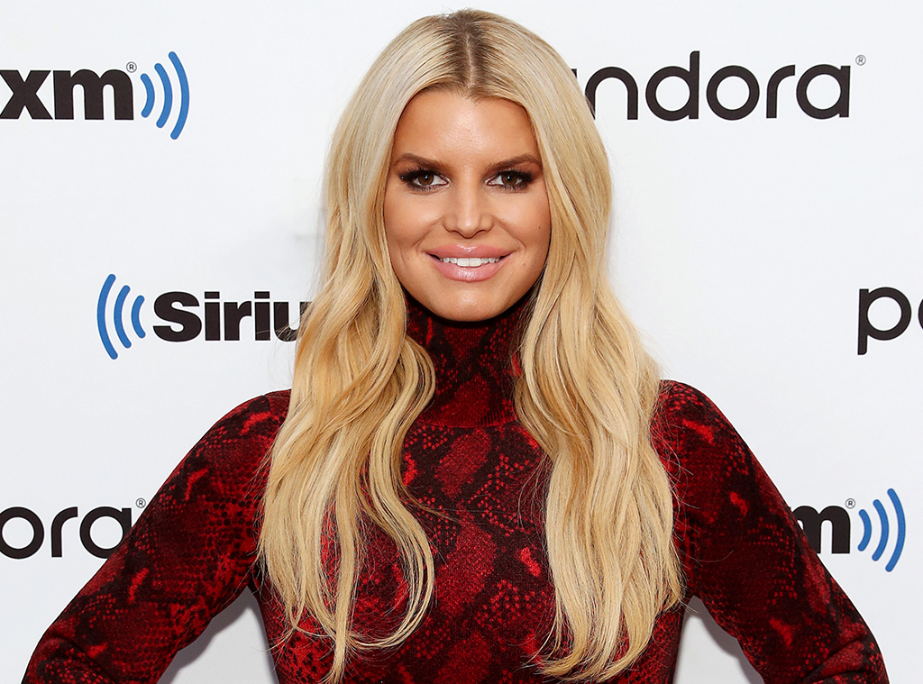 Jessica Simpson Shows HSN Look, Says She's Sold 16,000 Dresses So Far
