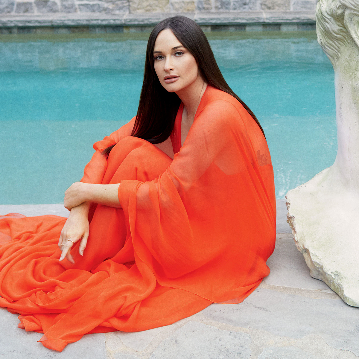 Step Inside Kacey Musgraves&rsquo; Golden Nashville Home - E! Online - CA