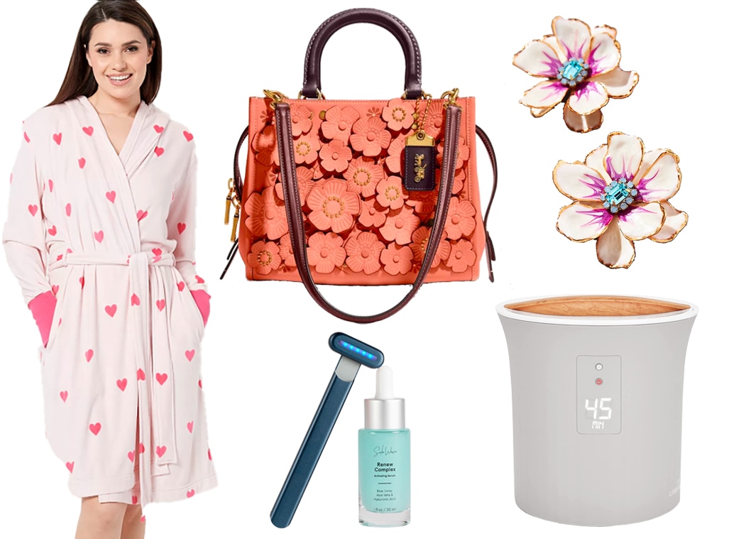 E-Comm: Luxe Gifts to Pamper Mom