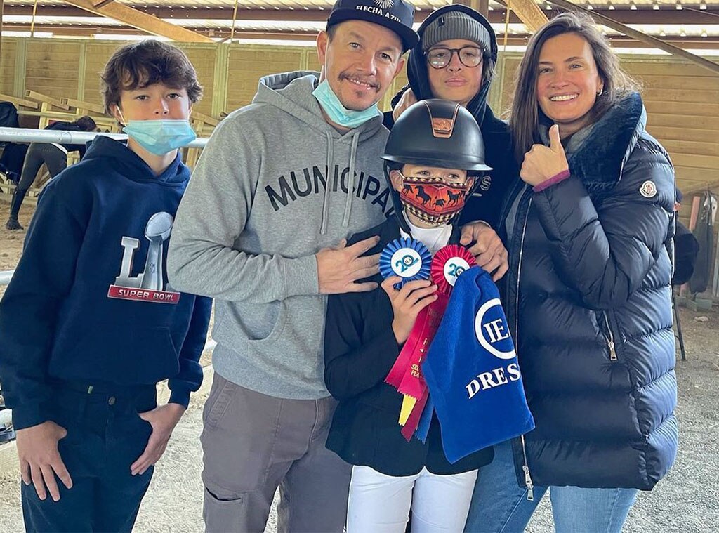 4 Çocuk Babası Olarak Mark Wahlberg'in Aile Dünyası İçinde