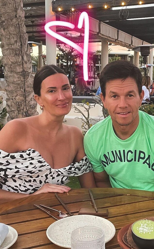 4 Çocuk Babası Olarak Mark Wahlberg'in Aile Dünyası İçinde