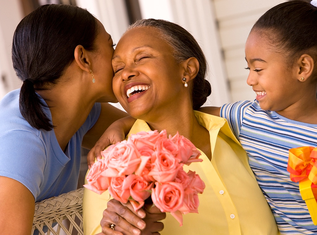 E-comm: Mother's Day Flower Deals