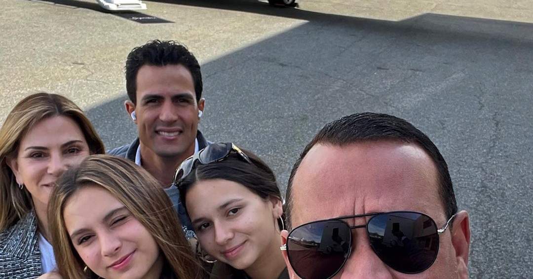 Alex Rodriguez Takes Trip to Memphis With Ex-Wife Cynthia Scurtis and Kids thumbnail