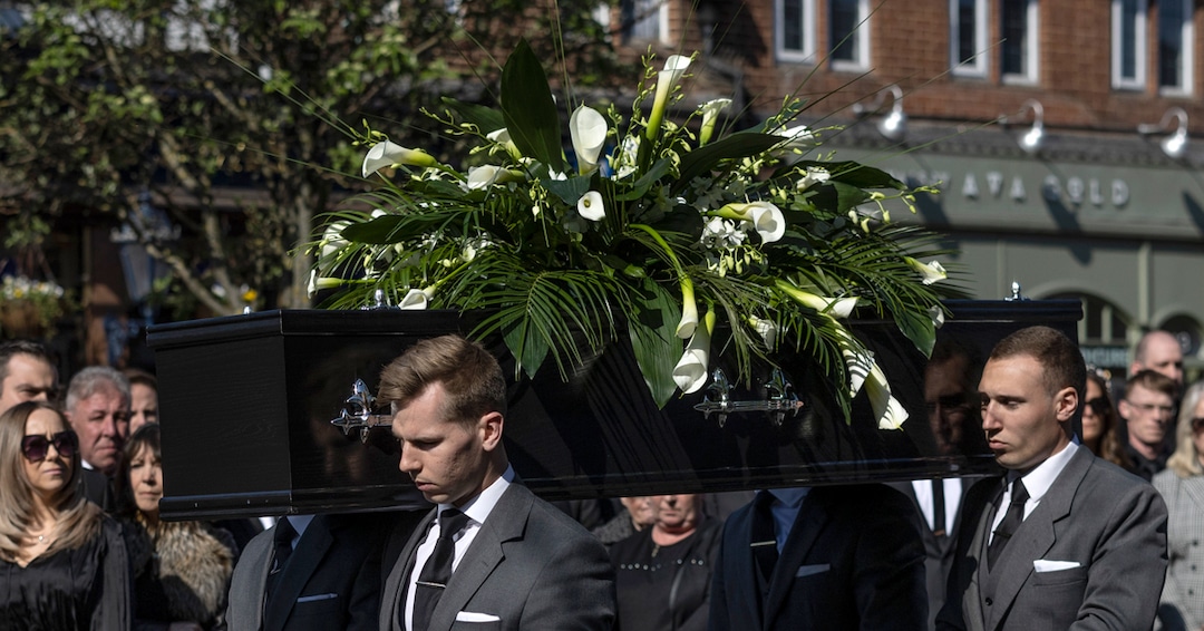 The Wanted's Tom Parker Honored in Funeral 3 Weeks After His Death thumbnail