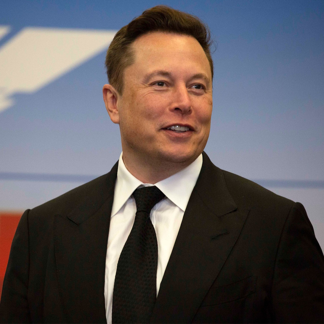 Elon Musk Slams Lord of the Rings Series Amid Feud With Amazon's Jeff Bezos