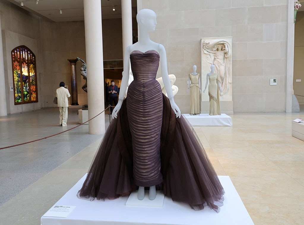 In America: An Anthology Of Fashion