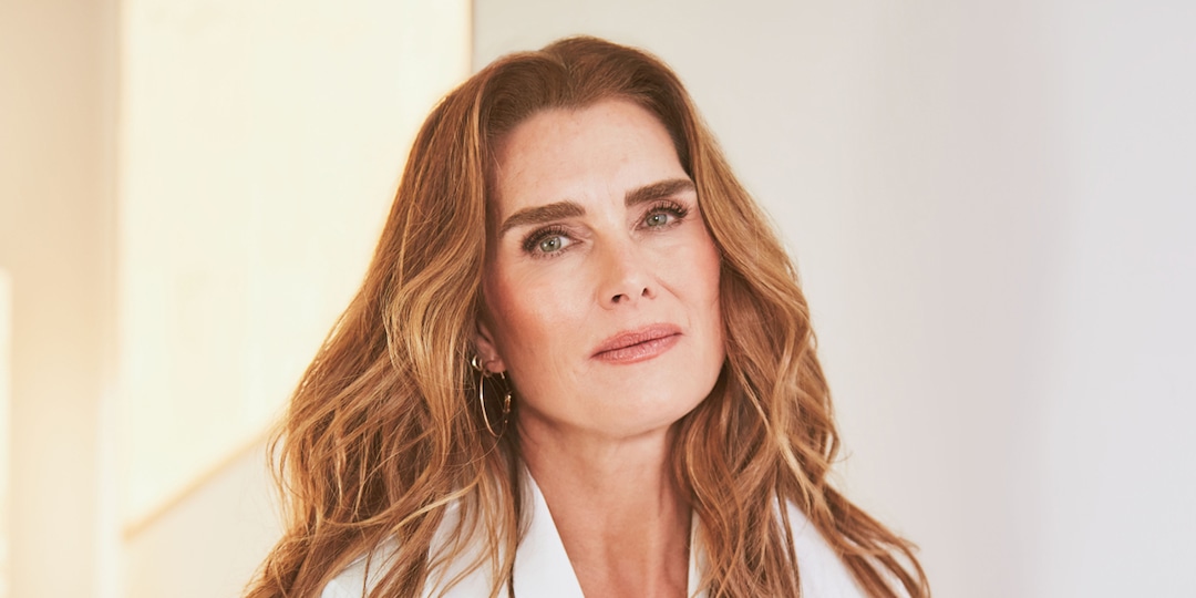 See the Resemblance Between Brooke Shields and Her Teenage Daughters in New Photos - E! Online.jpg