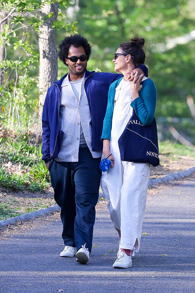 Photos from Katie Holmes Steps Out With Musician Bobby Wooten III