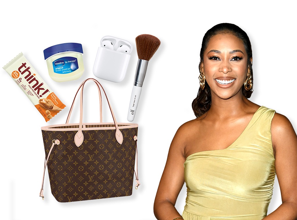 E-comm: Skye Townsend Shares What's In Her Bag