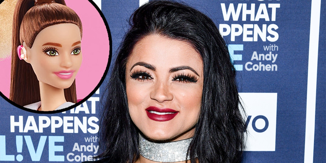 Shahs of Sunset's Golnesa Gharachedaghi Cries "Tears of Happiness" Over Barbie With Hearing Aids - E! Online.jpg
