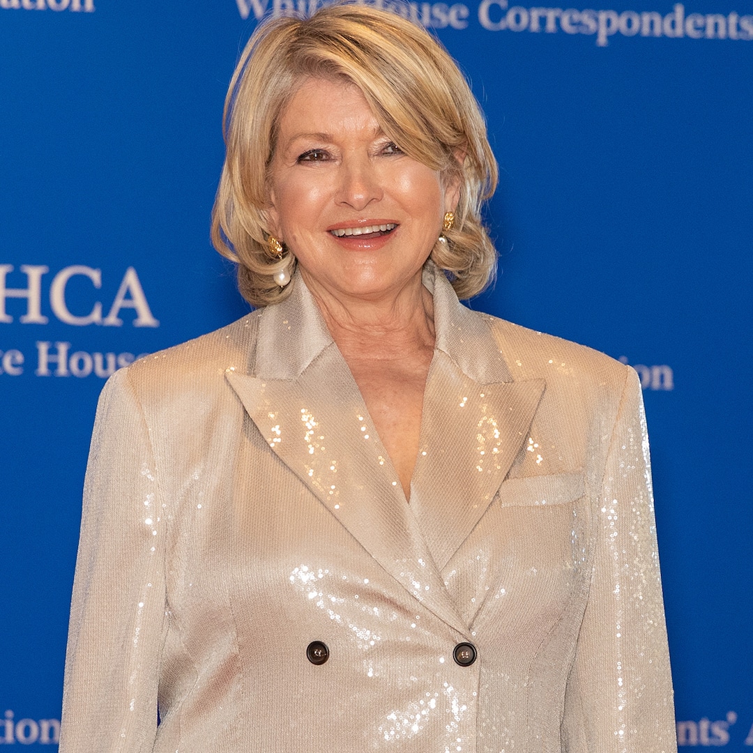 Martha Stewart's Sexy Selfie Will Inspire Your Next Holiday Party Look thumbnail