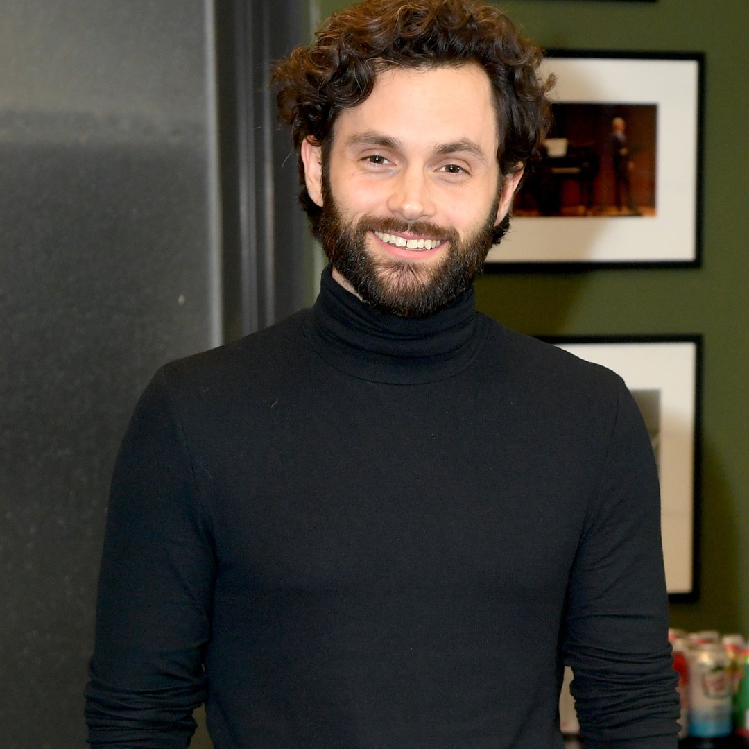 You Season 4 Promises “Heads Will Roll” In Latest Look at Penn Badgley’s New Alter Ego – E! Online