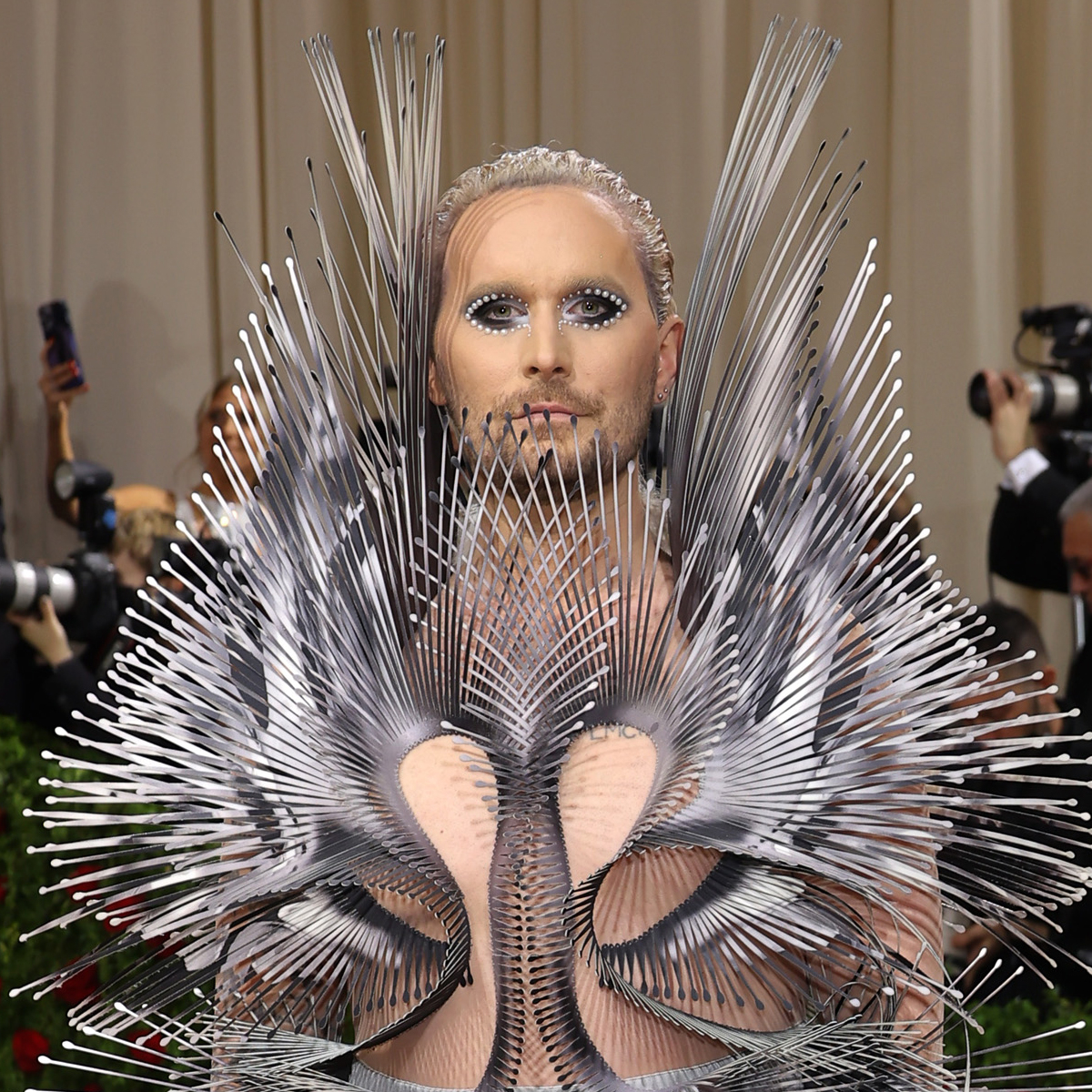 Fans confuse Jared Leto with Fredrik Robertsson at Met Gala