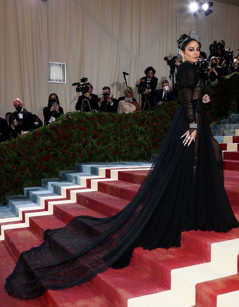 Vanessa Hudgens, 2022 MET Gala, Red Carpet Fashion