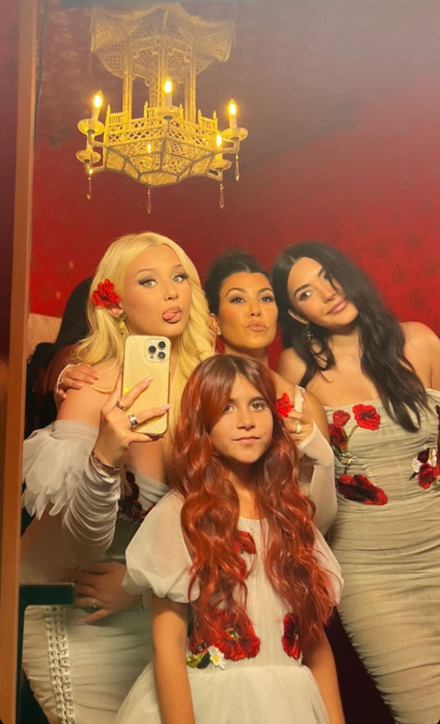 Alabama Barker, Penelope Disick, Atiana De La Hoya, Kourtney Kardashian, Travis Barker, Wedding, Italy, Instagram