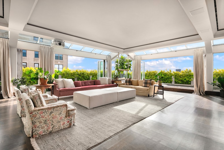 Amy Schumer, Real Estate, Manhattan Apartment