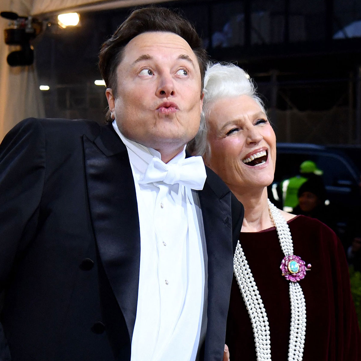 Why Elon Musk’s Mom Sleeps in a Garage When She Visits Him in Texas