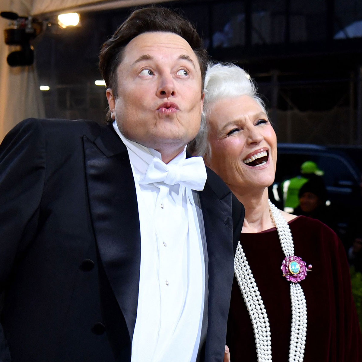 Elon Musk'S 2022 Met Gala Date May Surprise You - E! Online