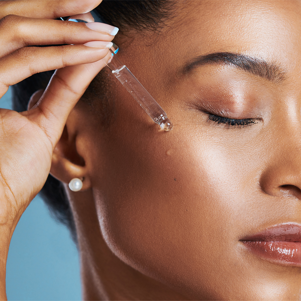 This 15 Vitamin C+ Retinol Serum Has 30,000+ 5Star Reviews on Amazon