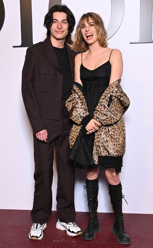 Doja Cat e Joseph Quinn Pack no PDA após o drama de Noah Schnapp