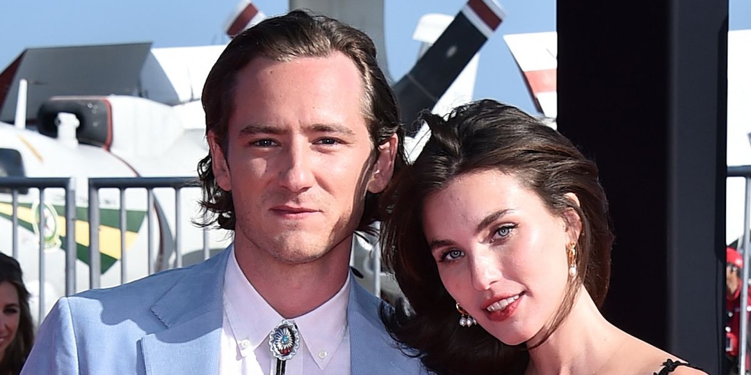 Andie MacDowell's Daughter Rainey Qualley Debuts Romance With Bill Pullman's Son Lewis Pullman - E! Online.jpg