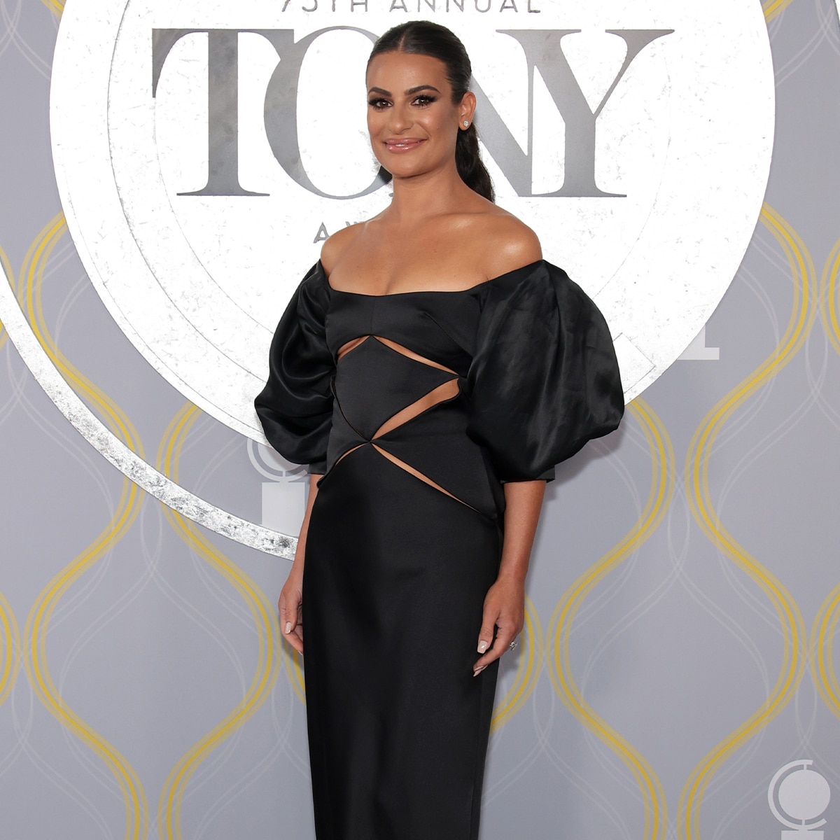 Photos from Tony Awards 2022 Red Carpet