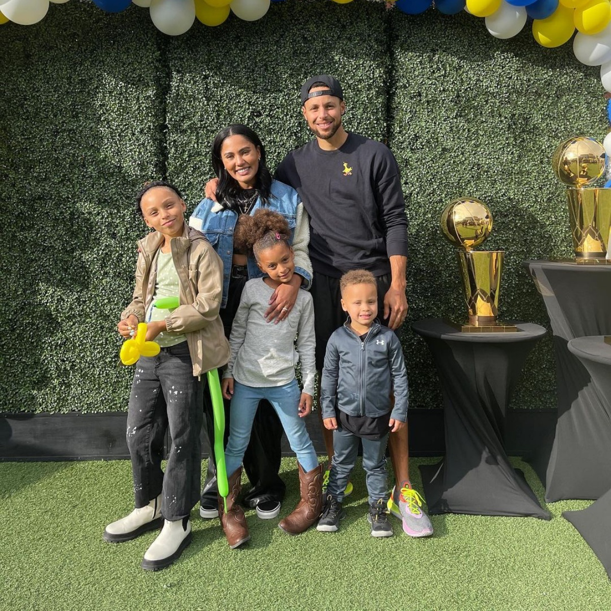 How Steph Curry'S 3 Kids Are Following In His Athletic Footsteps - E! Online