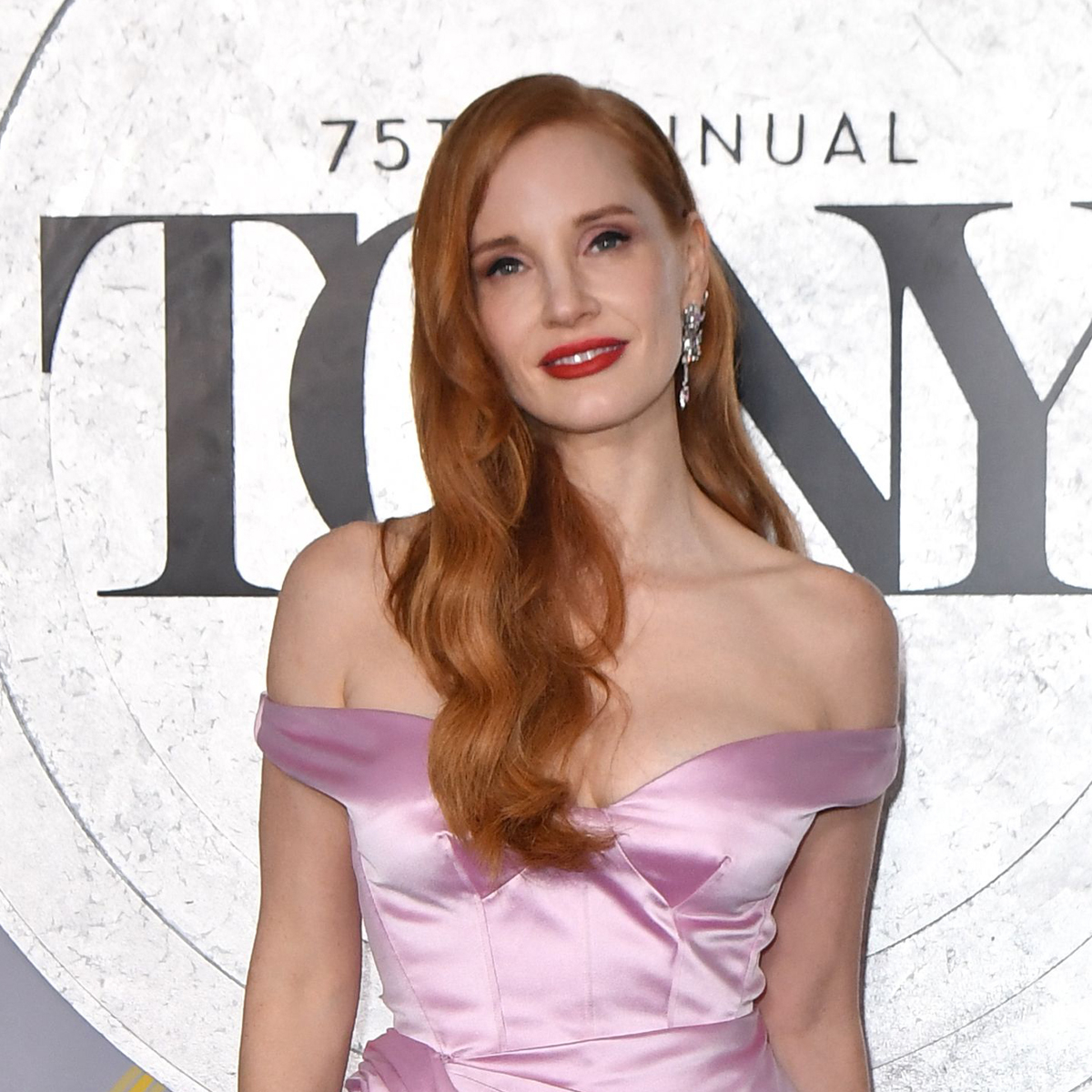 Jessica Chastain Puts Those Evelyn Hugo Rumors to Rest