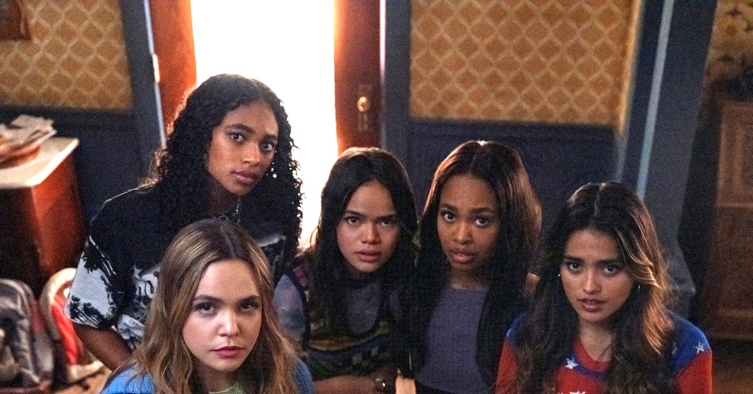 The Pretty Little Liars: Original Sin Teaser Is Scarier Than We Expected thumbnail