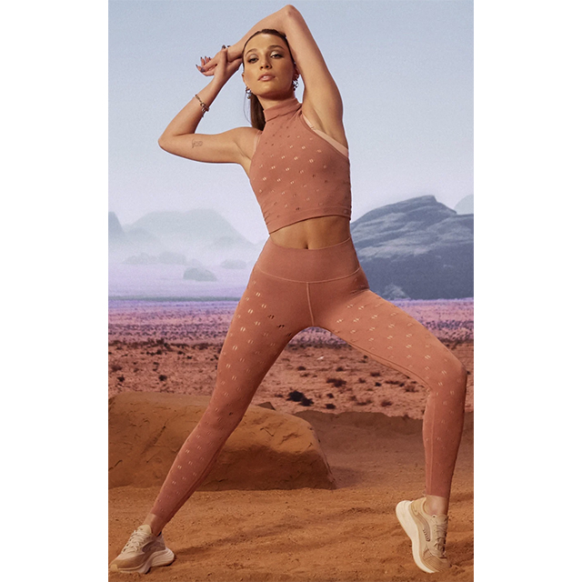 A little Fabletics story today. : r/MaddieZiegler