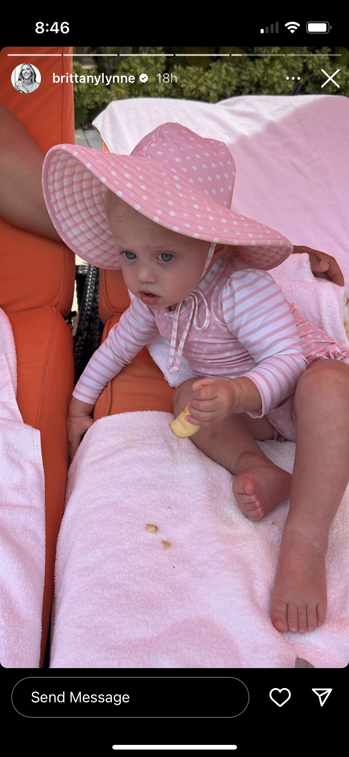 Brittany Mahomes' Daughter Wears Louis Vuitton Sunhat at Beach: Photo