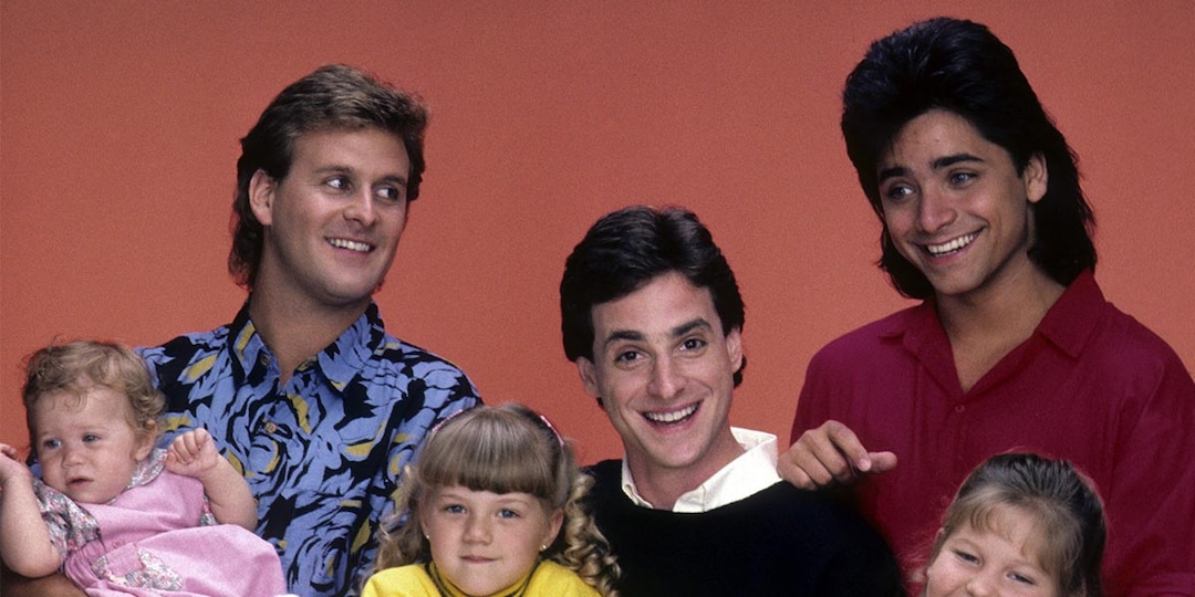 How John Stamos and Jodie Sweetin Feel About Full House Turning 35 - E! Online.jpg