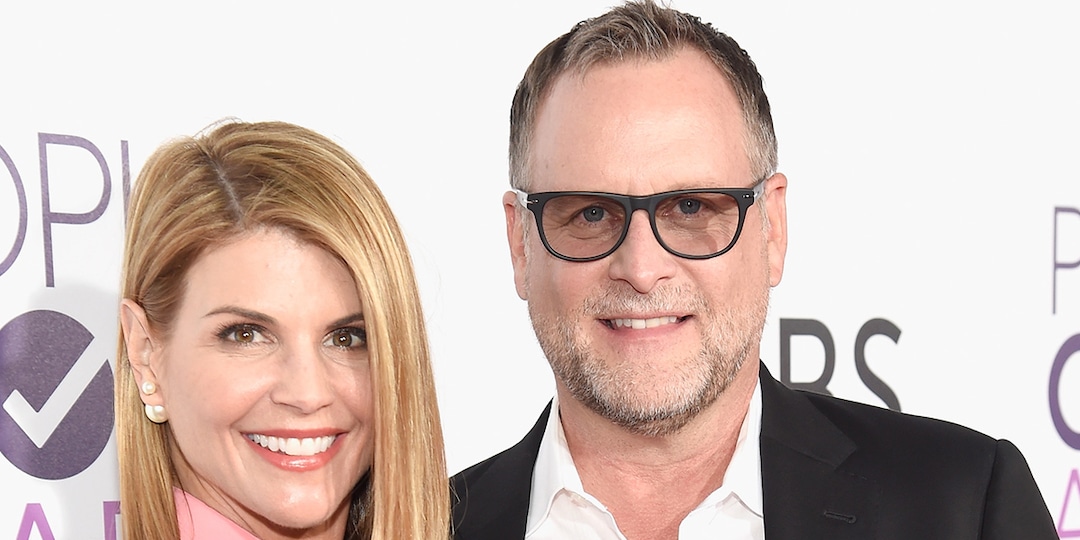 Why Dave Coulier Says Lori Loughlin Was "Last" Person From Full House He'd Expect to Go to Jail - E! Online.jpg