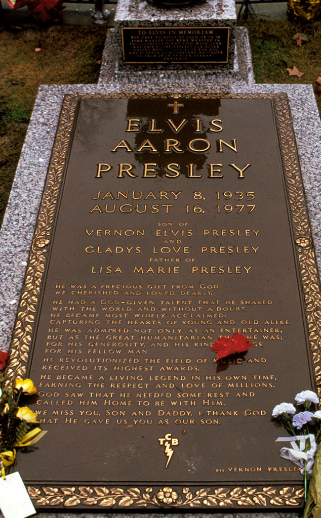 Elvis Presley alive: King was 'spotted' in Hollywood movie years after  death, Music, Entertainment