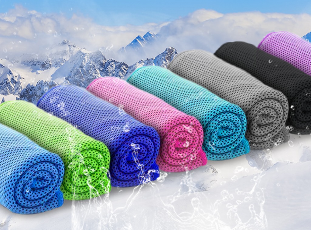 This $19 Pack of Cooling Towels Has 8,000+ Five-Star Amazon Reviews - E!  Online
