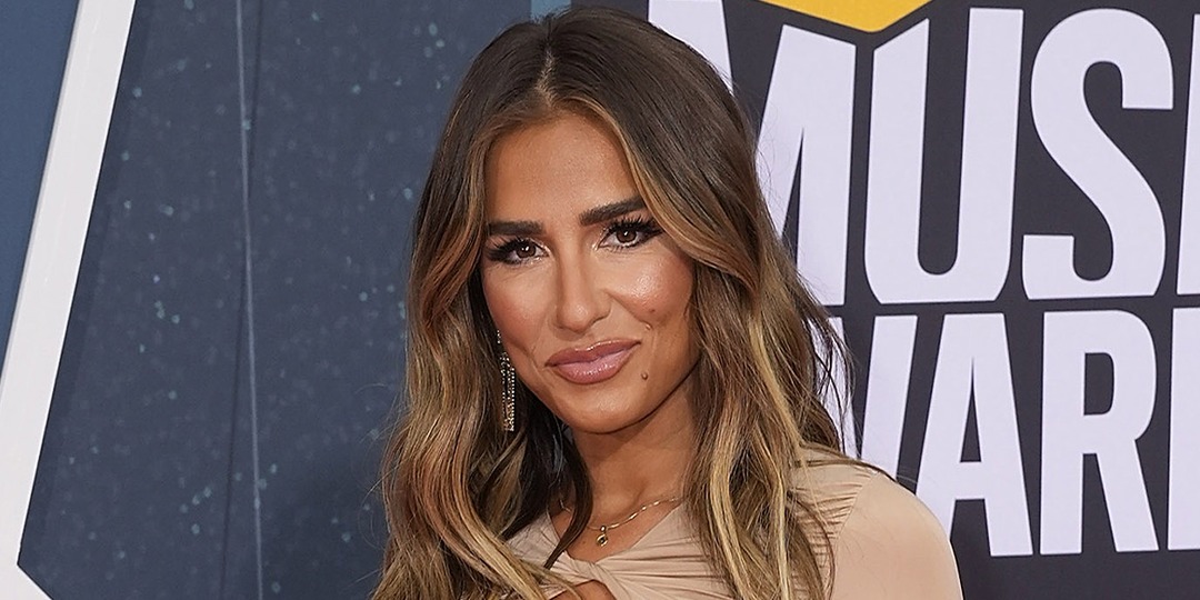 Jessie James Decker Says "a Weight Was Lifted" After Sharing Struggles With Body Image and Depression - E! Online.jpg