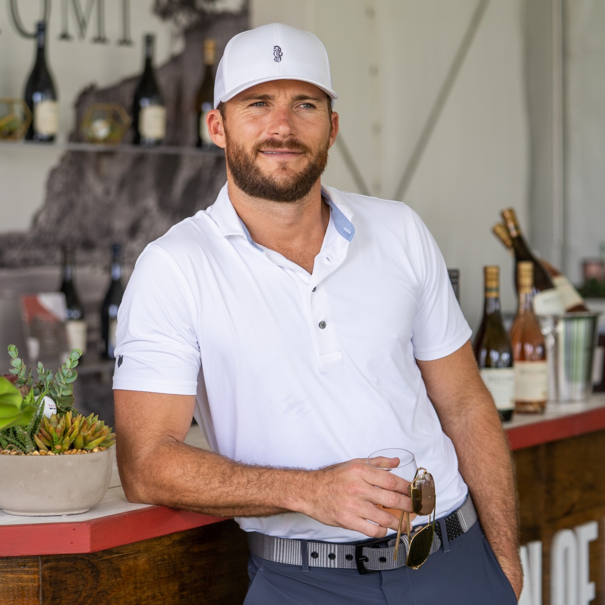 https://akns-images.eonline.com/eol_images/Entire_Site/202257/rs_1200x1200-220607155648-1200-scott-eastwood-mv-6722.jpg?fit=around%7C1080:1080&output-quality=90&crop=1080:1080;center,top