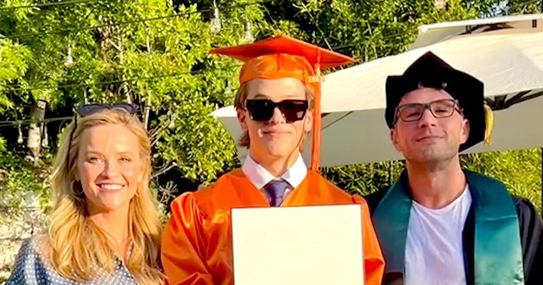 Reese Witherspoon, Ryan Phillippe and More Celeb Exes Who Reunited for Their Kid's Graduation thumbnail