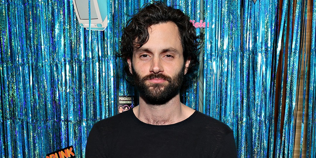 You’s Penn Badgley Reveals the Note He "Always" Gets from Directors on Masturbation Scenes - E! Online.jpg