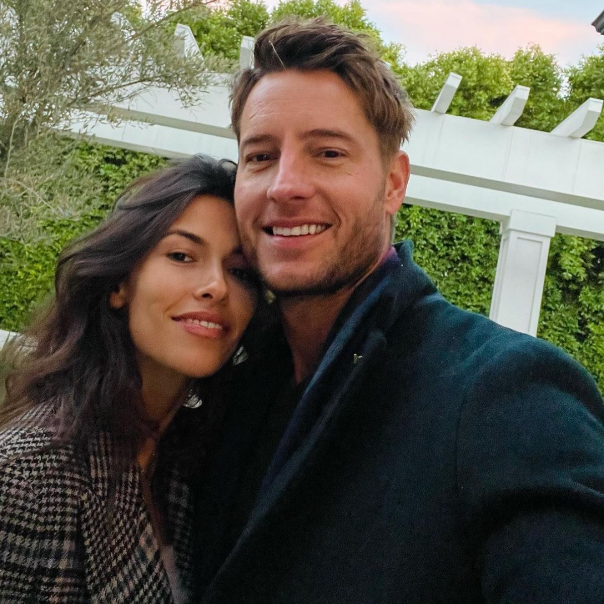 Justin Hartley Reflects on Meeting Wife Sofia Pernas While Dating